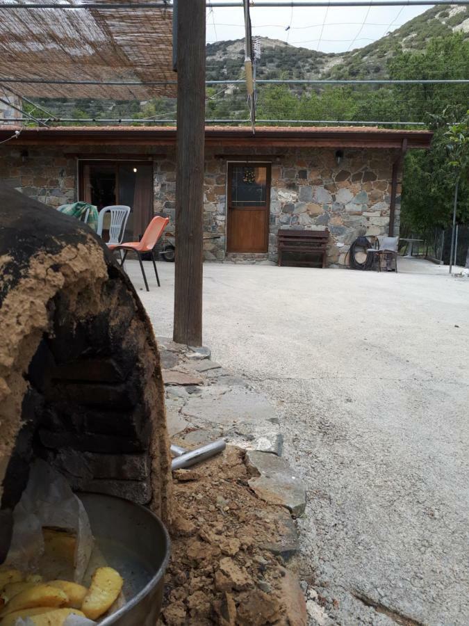 Agrompelo House Villa Agros Luaran gambar