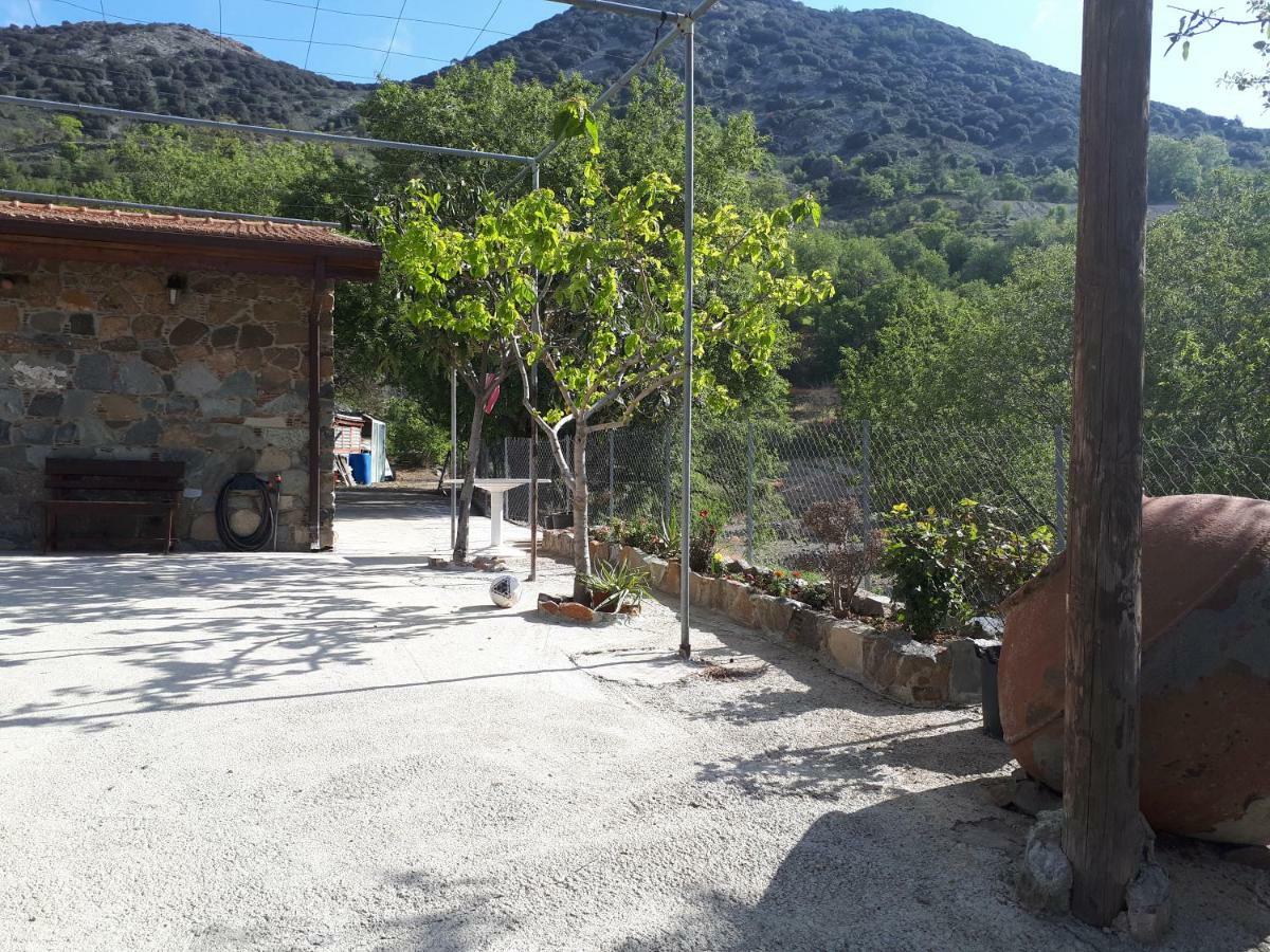 Agrompelo House Villa Agros Luaran gambar